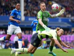 Everton without Mikolenka not streaming Manchester City