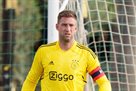 Stekelenburg to complete career for the start of the season
