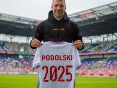 Подольські продовжив угоду до 2024 року з Гурніком