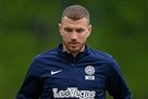 Dzeko vede negotiate with Fenerbahce and may option from Saudi Arabia