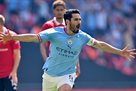 Gundogan approaching the crossing to Barcelona