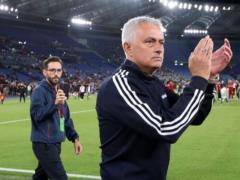 Mourinho waived disqualification for 4 European Cup matches through the image of the referee