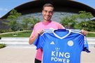 Leicester signed a replacement for Thielemans from Tottenham