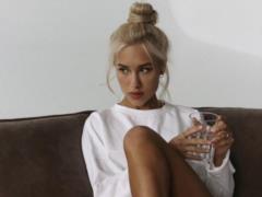 Dasha Kvitkova wrote a little bit about the new girls, she sharply said that she had a boyfriend