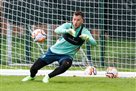 Barcelona to pay Valencia 4 million euros for Neto