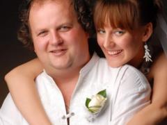 Victor Bronyuk on the 15th anniversary of the marriage showed archival photos from his wedding
