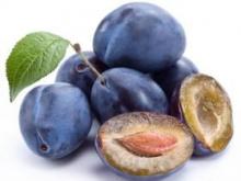 What are the benefits of plums