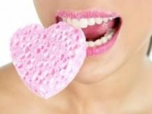 Refresh lips at home