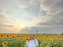 alyona alyona appeared in the Donbas and shared her feelings of disgust during the trip:  