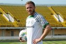 Sklyar wins the first half match against Dili