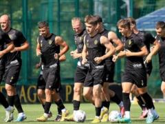 Rukh — Vorskla. Announcement and prediction for the match UPL 06. 08. 2023