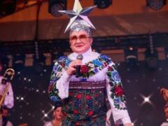 Верка Сердючка обматерила россиян и показала, что у нее под юбкой