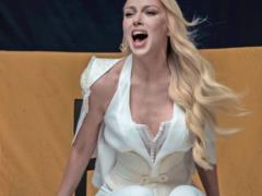 Olya Polyakova brought to tears an emotional video for the track  