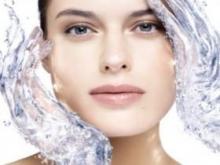 Treat Your Skin With Banana Masks: Benefits and Tips