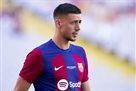 Barcelona signs up Lenglet for La Liga season