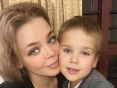 Алина Гросу восхитила кадрами с младшим на 22 года братом и нежно поздравила его с праздником