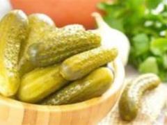 What makes sauerkraut sturgeons in marinated