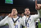 The Hernandez brothers gathered at the French team s starting point for the match against Ireland
