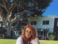 Alina Grosu surprised her hair with a radically new color in the video in which she “aged” her beloved