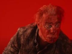 The soloist of Rammstein, who supported Ukraine, shocked with a video filmed in Moscow with a Russian woman in the leading role
