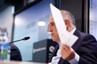 Tebas - about the introduction of Rubiales through a kiss with Hermoso: Bulls and more serious speeches. Orgies after work, requ