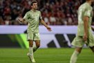 Muller - should have taken a penalty in the game against Bayer: In England, referees like this would never have dropped the ball