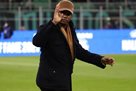This is a friendly match between Russia and Cameroon
