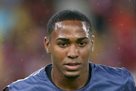 Flamengue midfielder Lorran lost his interests to Chelsea and Manchester United