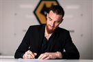 Wolverhampton have signed a new contract with their main goalkeeper