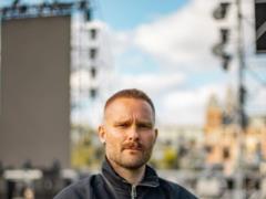 Продюсер  Голосу країни  Завадюк признался, когда почувствовал тягу к парням и о мечте пойти под венец с любимым