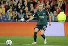 Zinchenko plays for the First Hwylin against Manchester City