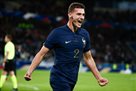 Pavard is the first champion of the French national team in 10 caps to score a double