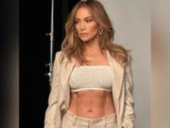 Secrets of youth and beauty Jennifer Lopez. Genetics, food and physical activity
