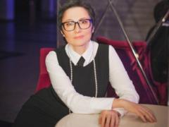 Неузнаваемая Елена Мозговая на архивном фото удивила, как выглядела более 30 лет назад