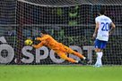 Sommer repeating Alisson s achievement in Serie A