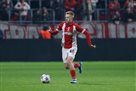 Arsenal will compete with Barcelona for Vermeeren