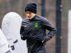 Nazarenko turned to Trenuvan
