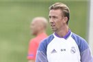 Guti: I would like to see Zidane again in Real Madrid. For Mourin, I found it boring to watch matches