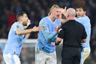 What a big deal: Goland reacted to the referee s super-friendly decision in the Manchester City - Tottenham match