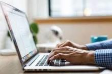 Who is a Java developer?