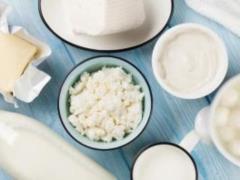 Основные причины, почему нужно съедать больше молочных продуктов