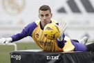 Lunin plays with the First Hwylin against Mallorca