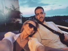 Ирина Сопонару показалась с женихом-иностранцем в теплой стране и удивила своими правилами рациона