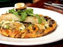 Омлет с лисичками и зеленью: наслаждение в каждом кусочке