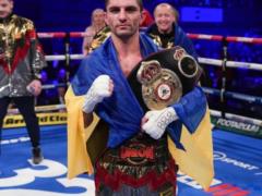 Украинский боксер потерпел первое поражение в карьере и потерял чемпионский титул WBA