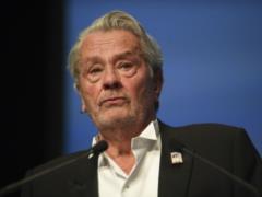 88-летний Ален Делон признан недееспособным – подробности