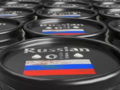 Атака украинских беспилотников остановила работу двух нефтеперерабатывающих заводов России — Bloomberg