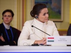 В Венгрии протестующие требуют отставки президента
