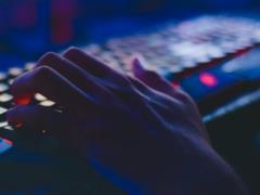 Хакеры взломали эфир телеканала «Эспрессо» и запустили видео с фейком о войне в Украине
