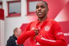 Manchester United and Arsenal are monitoring the situation of the Bayern forward